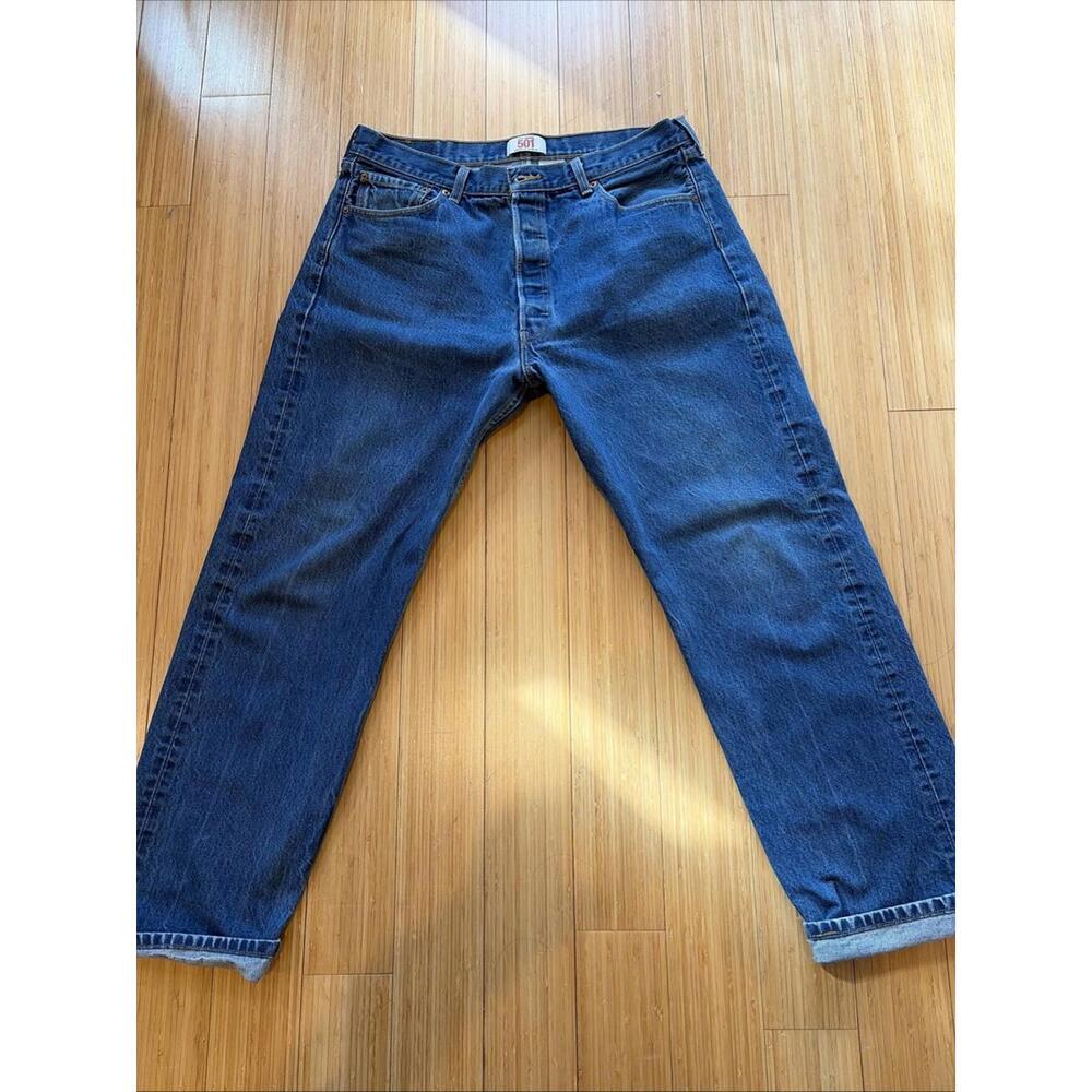 Levis 501 Jeans Mens 36 Straight Leg Button Fly
